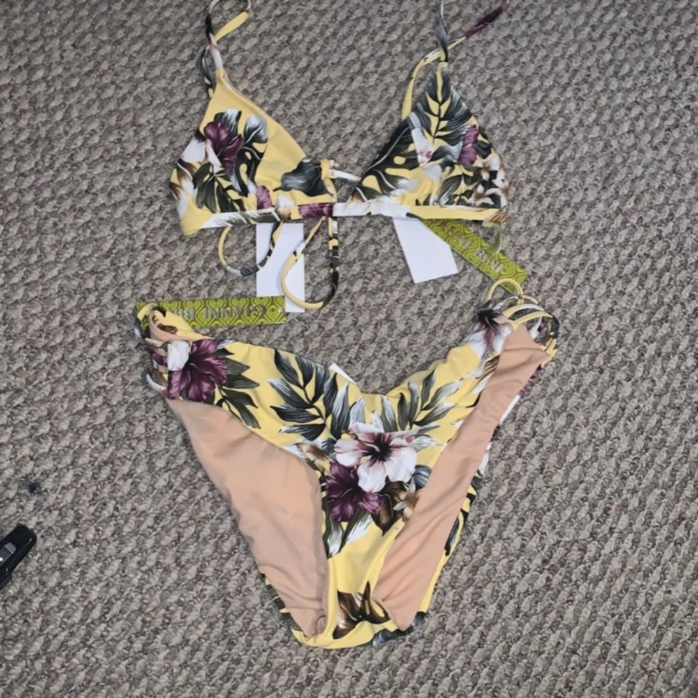 bikini